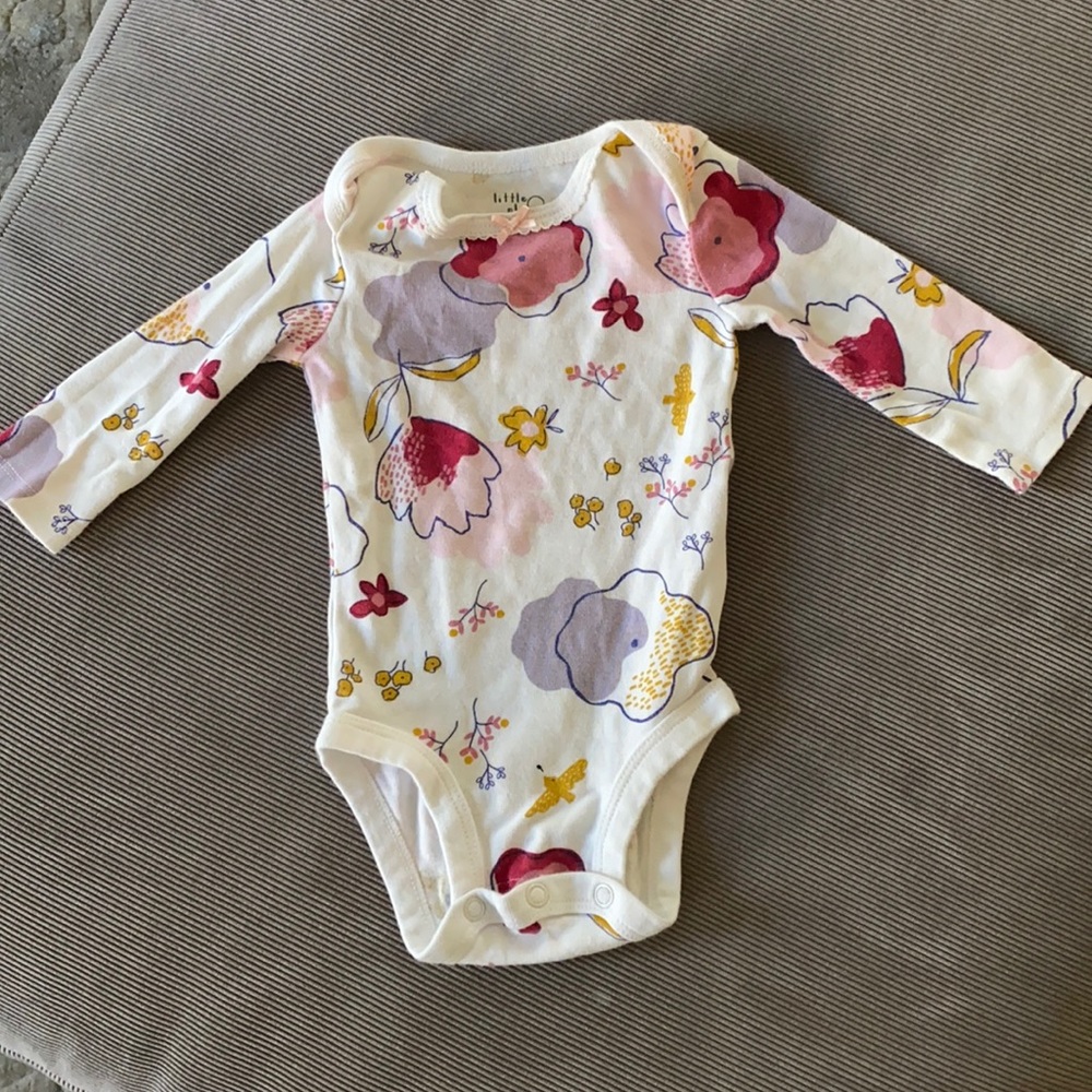 Infant girl long sleeve onesie